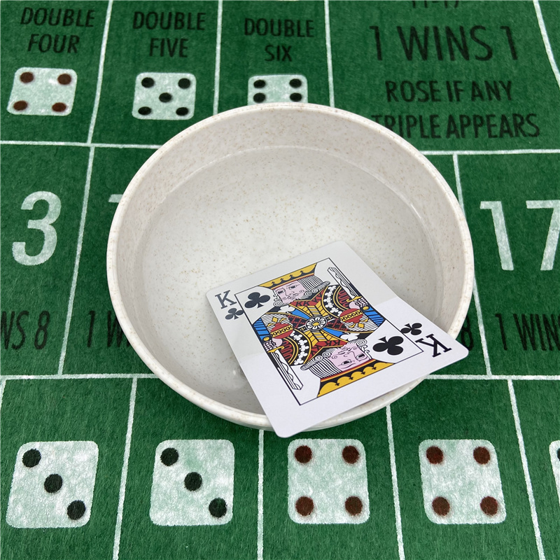 Durable Poker Cards 1 Deck – W - Board Game Hotel 评论和价格